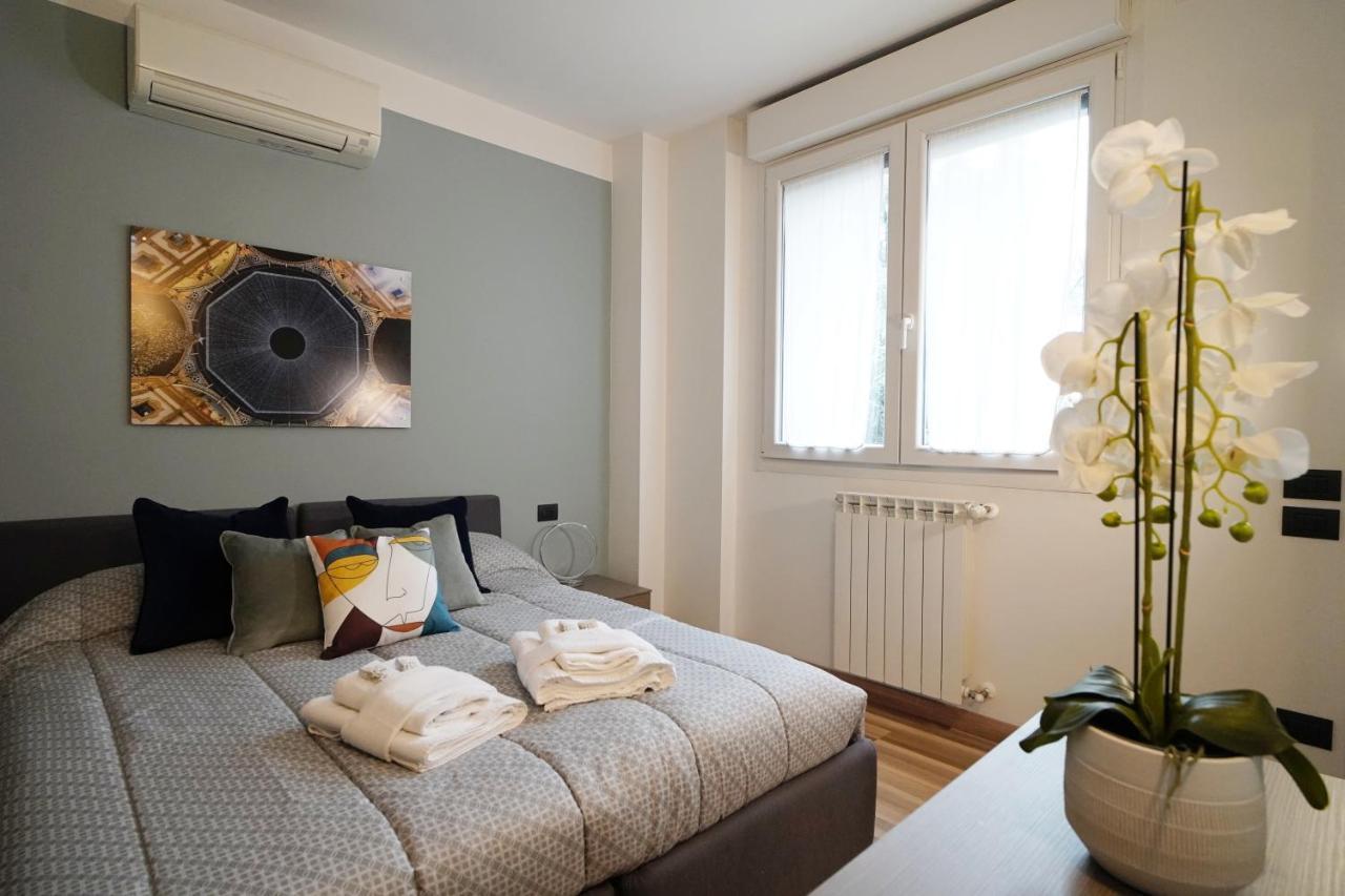 Apartment Rentopolis - Palazzo Candiani Mailand