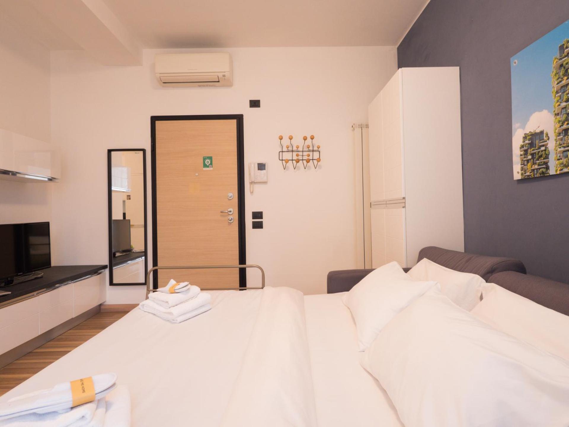 Rentopolis - Palazzo Candiani Apartment Mailand