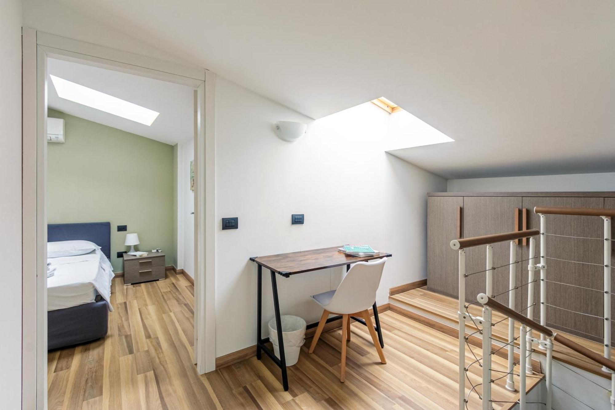 Apartment Rentopolis - Palazzo Candiani Mailand